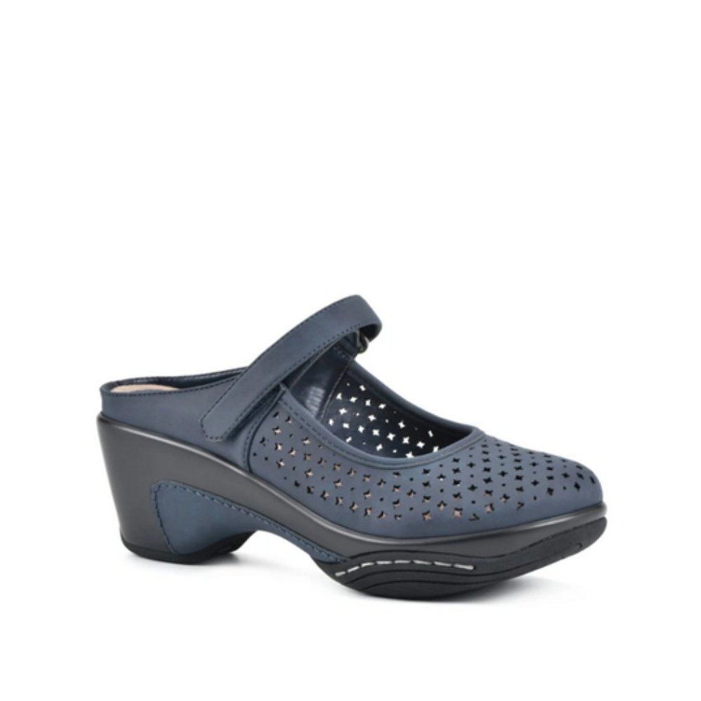 Rialto Vinto Mary Jane Clogs in Navy                                         411